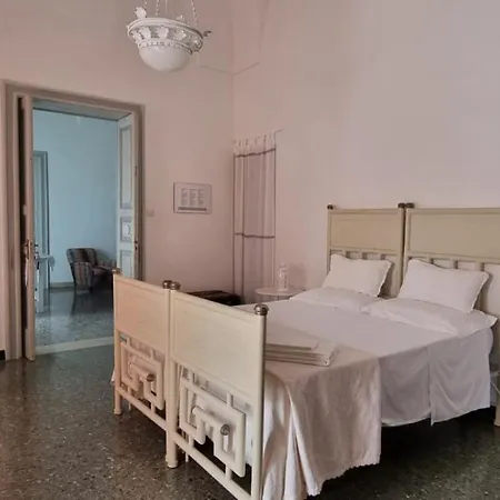 Volver Nocleg ze śniadaniem Lecce